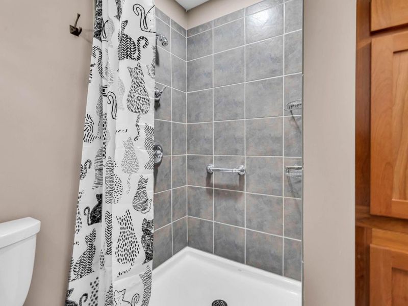 477 W 4th Avenue, Columbus, OH 43201 Photo 22