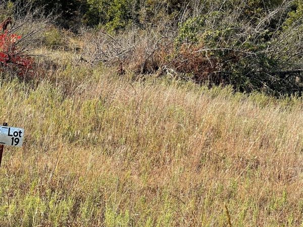 2619 S McKenzie , Agra, OK 74824