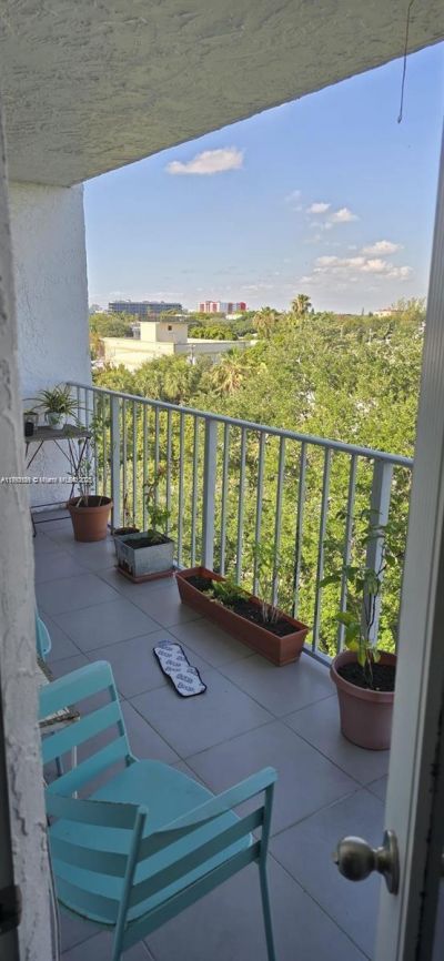 650 NE 64, Unit G608, Miami, FL 33138 Photo