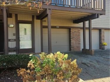 4543 Saint James Circle NW, Canton, OH 44708