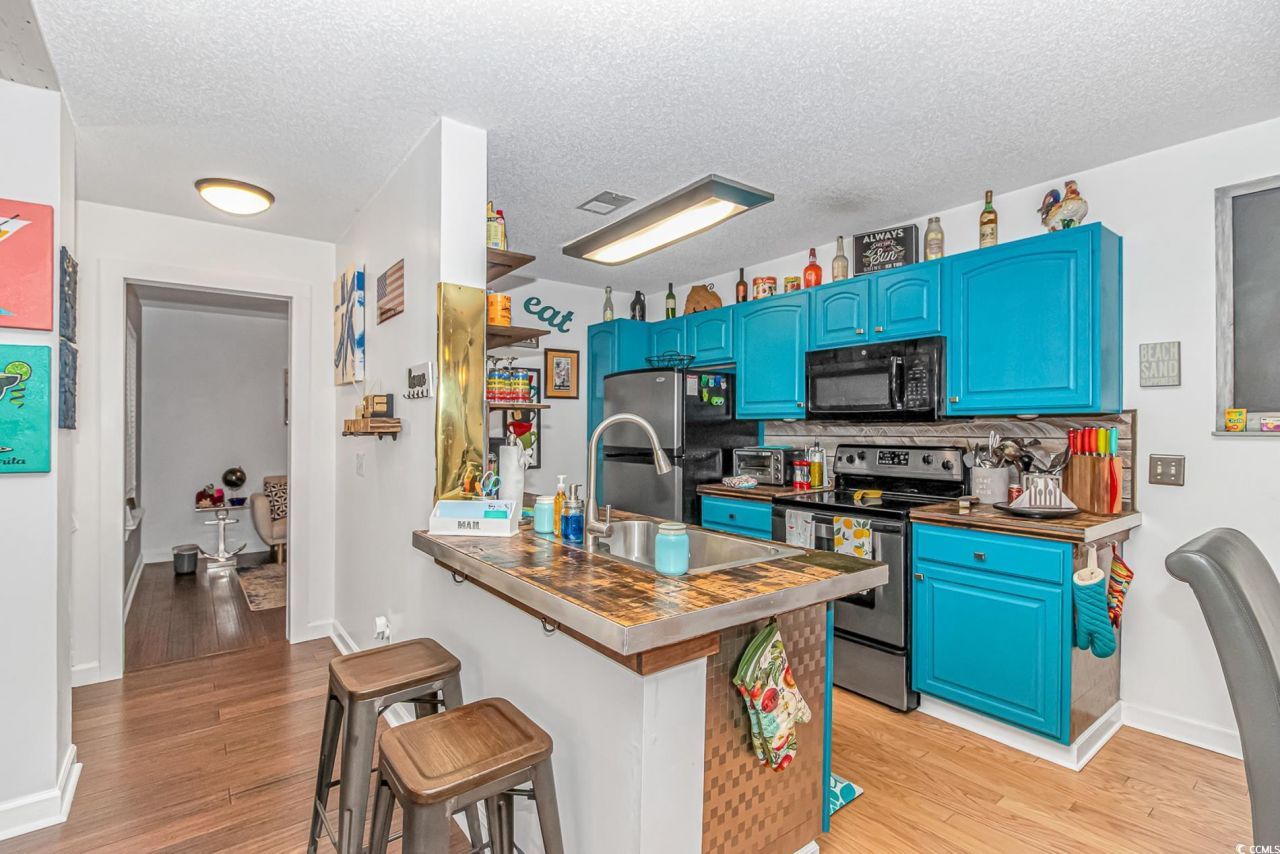 4394 Daphne Ln. Photo 12