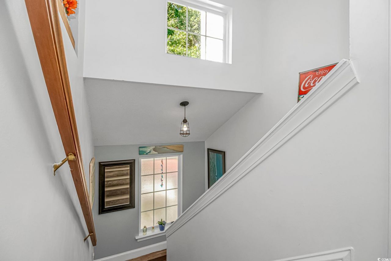 4394 Daphne Ln. Photo 15