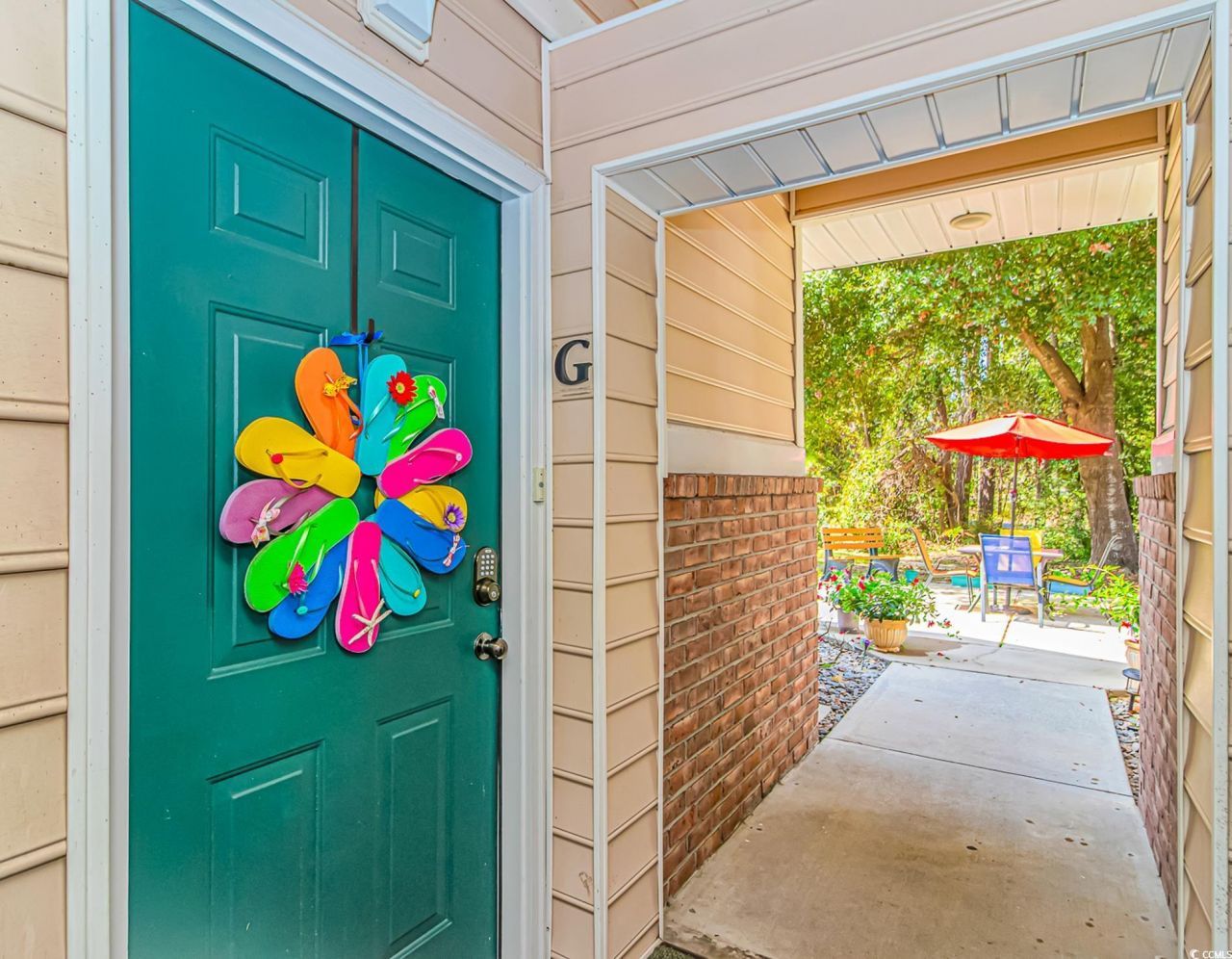 4394 Daphne Ln. Photo 5