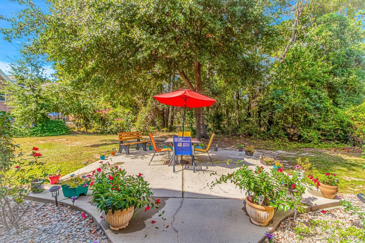 4394 Daphne Ln. Photo 6