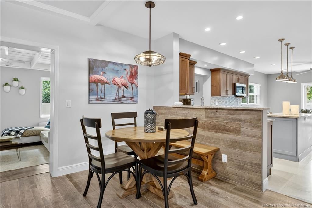 80 SE Saint Lucie Boulevard, Stuart, FL 34996 Photo