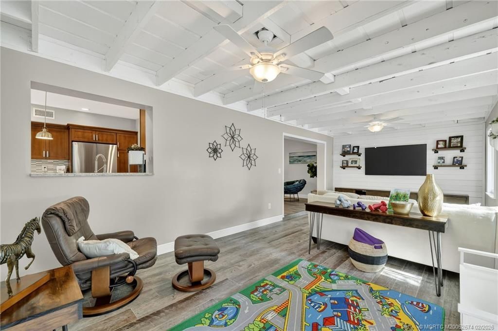 80 SE Saint Lucie Boulevard, Stuart, FL 34996 Photo