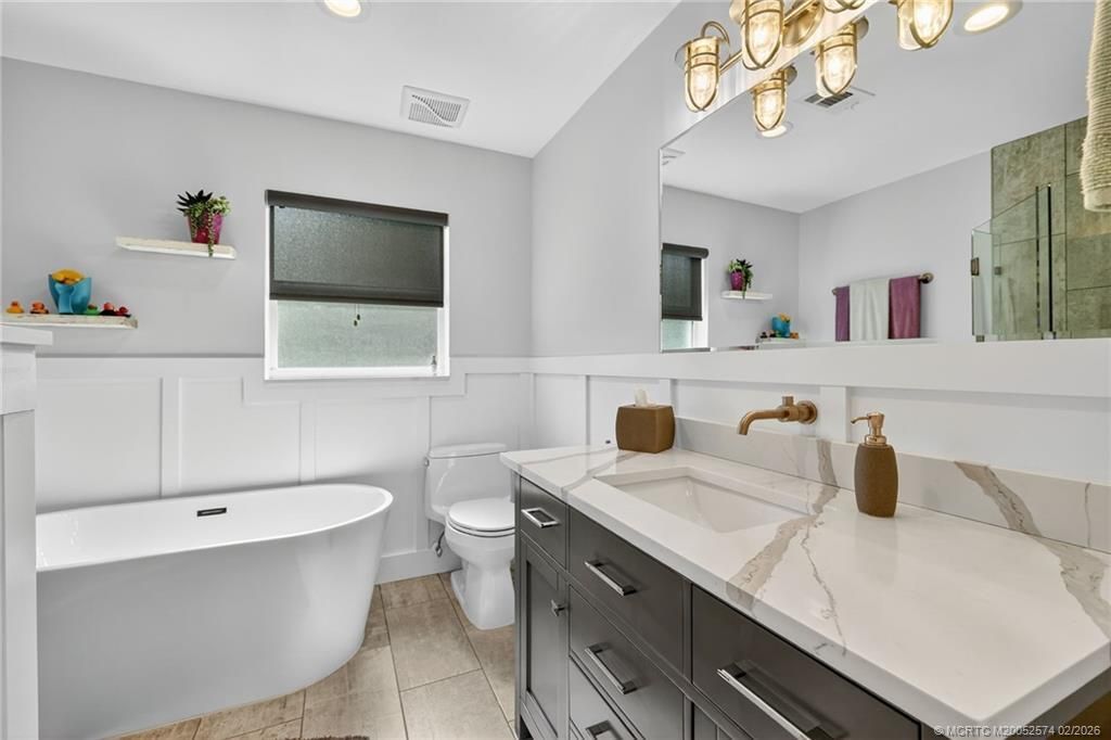 80 SE Saint Lucie Boulevard, Stuart, FL 34996 Photo