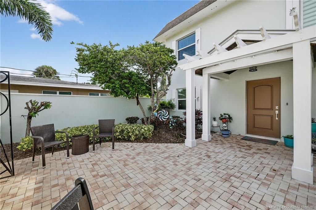 80 SE Saint Lucie Boulevard, Stuart, FL 34996 Photo