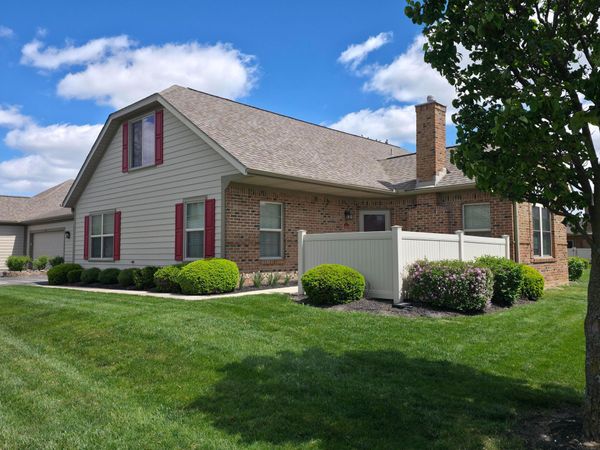 2609 Landings Way, Unit 29, Grove City, OH 43123