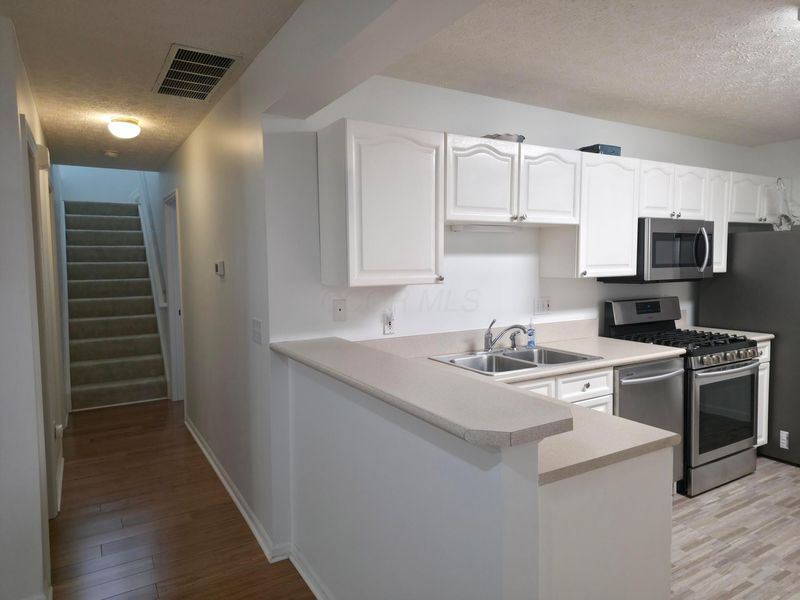 2609 Landings Way, Unit 29, Grove City, OH 43123 Photo 11