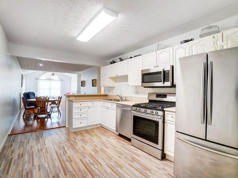 2609 Landings Way, Unit 29, Grove City, OH 43123 Photo 9