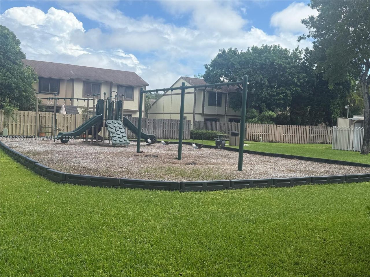 21133 NE 4th Ct, Miami, FL 33179 Photo