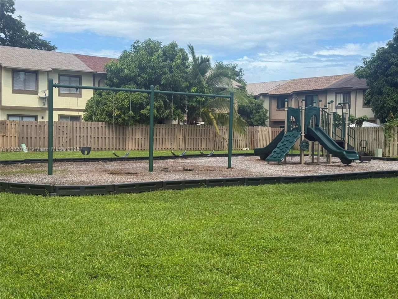 21133 NE 4th Ct, Miami, FL 33179 Photo