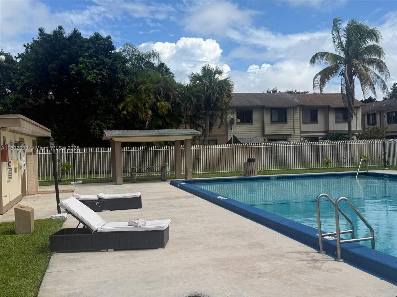 21133 NE 4th Ct, Miami, FL 33179 Photo