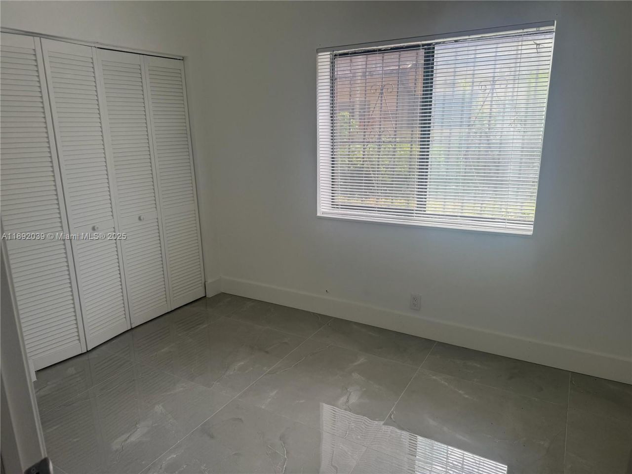 21133 NE 4th Ct, Miami, FL 33179 Photo