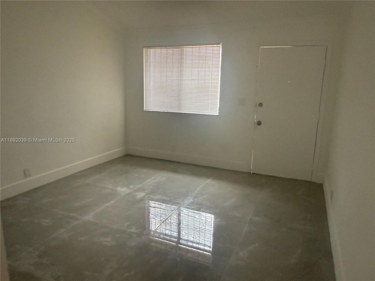 21133 NE 4th Ct, Miami, FL 33179 Photo