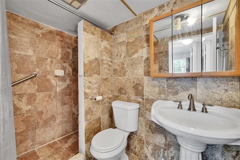 2901 Sunrise Lakes Drive, Unit 101, Fort Lauderdale, FL 33322 Photo