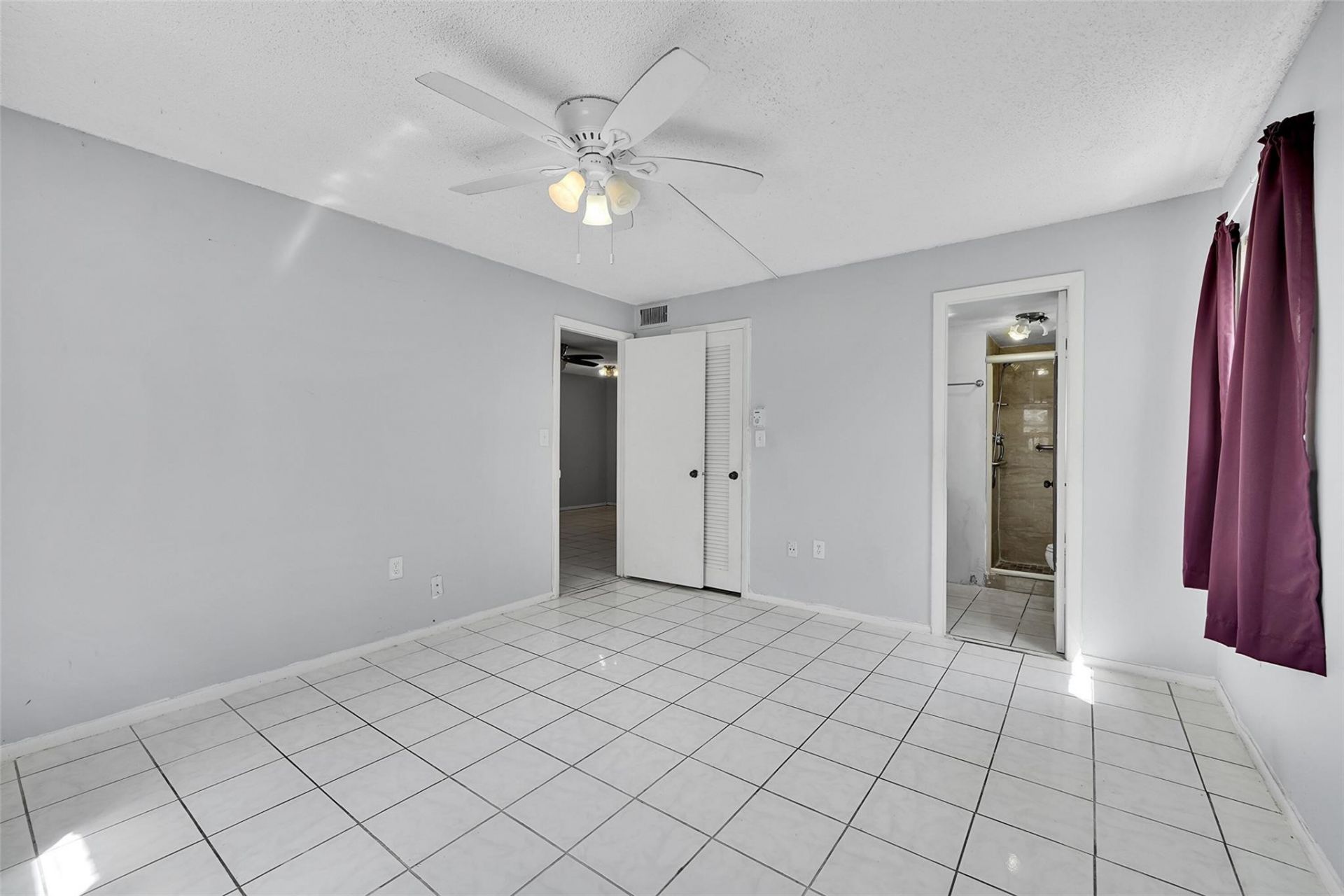 2901 Sunrise Lakes Drive, Unit 101, Fort Lauderdale, FL 33322 Photo