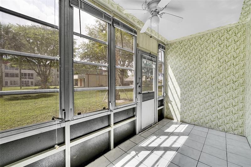 2901 Sunrise Lakes Drive, Unit 101, Fort Lauderdale, FL 33322 Photo