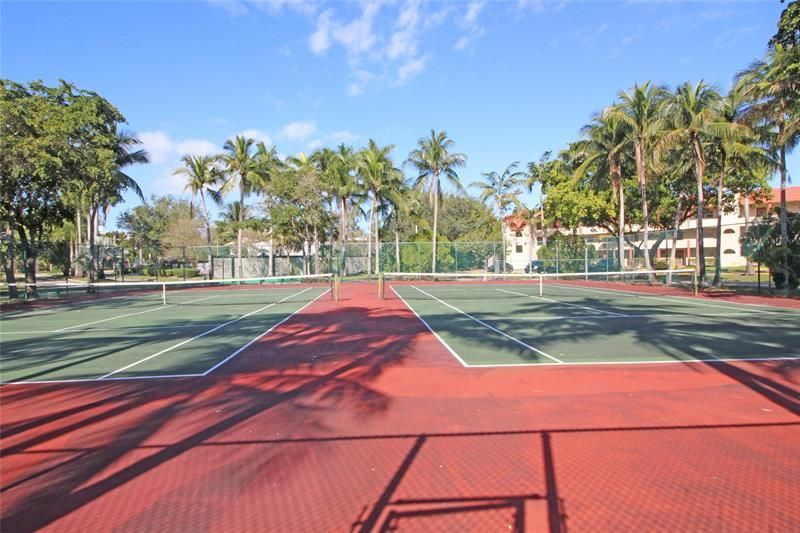 2901 Sunrise Lakes Drive, Unit 101, Fort Lauderdale, FL 33322 Photo