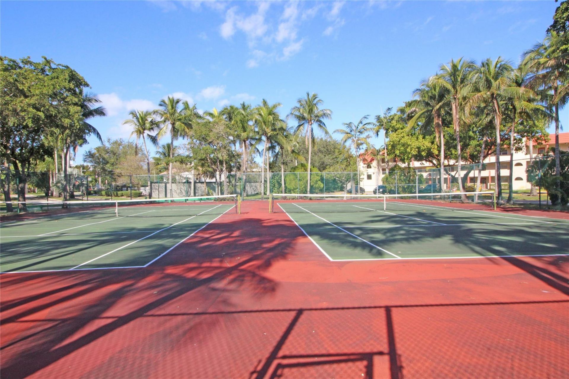 2901 Sunrise Lakes Drive, Unit 101, Fort Lauderdale, FL 33322 Photo
