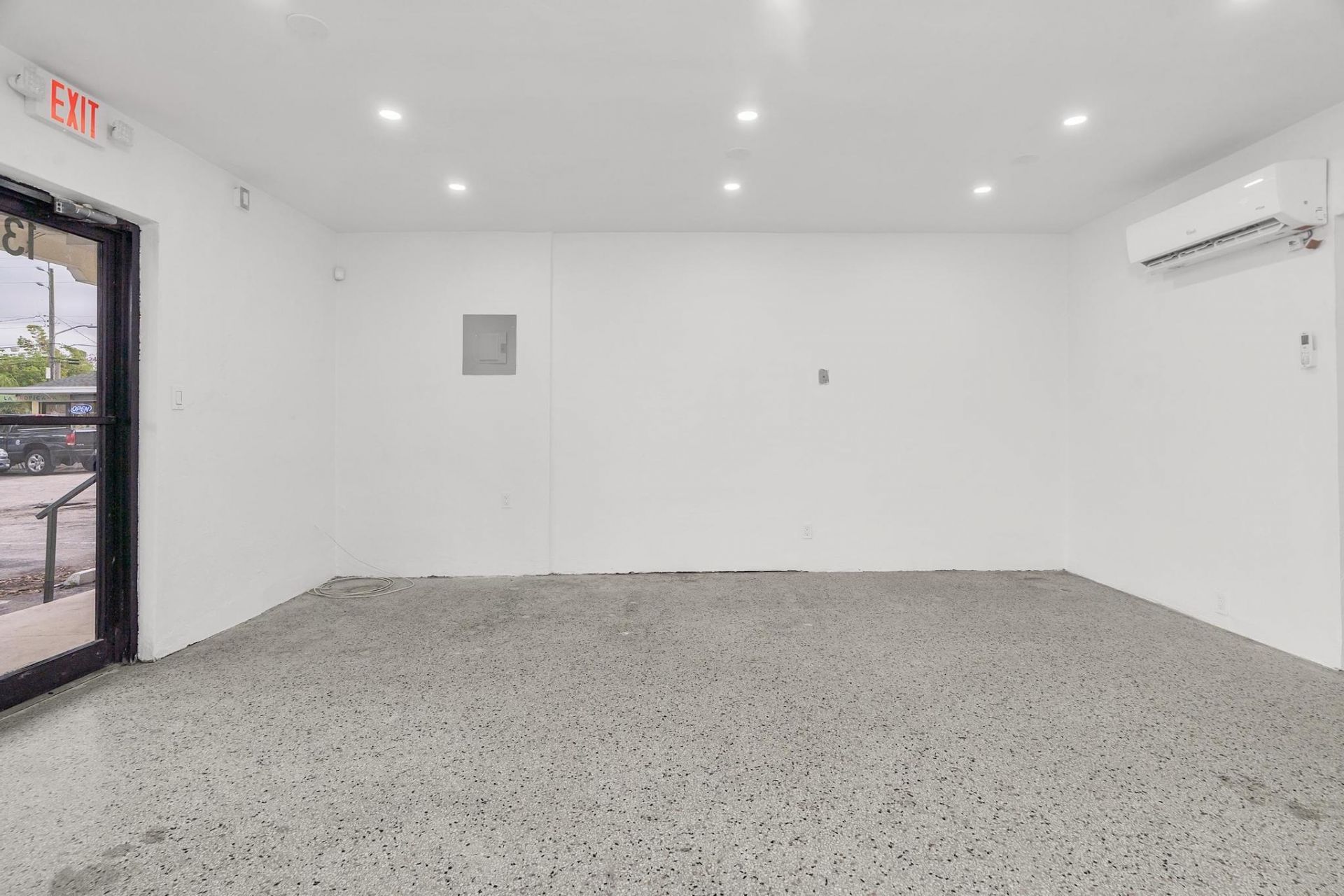 901 N Dixie Highway, Lake Worth, FL 33460 Photo