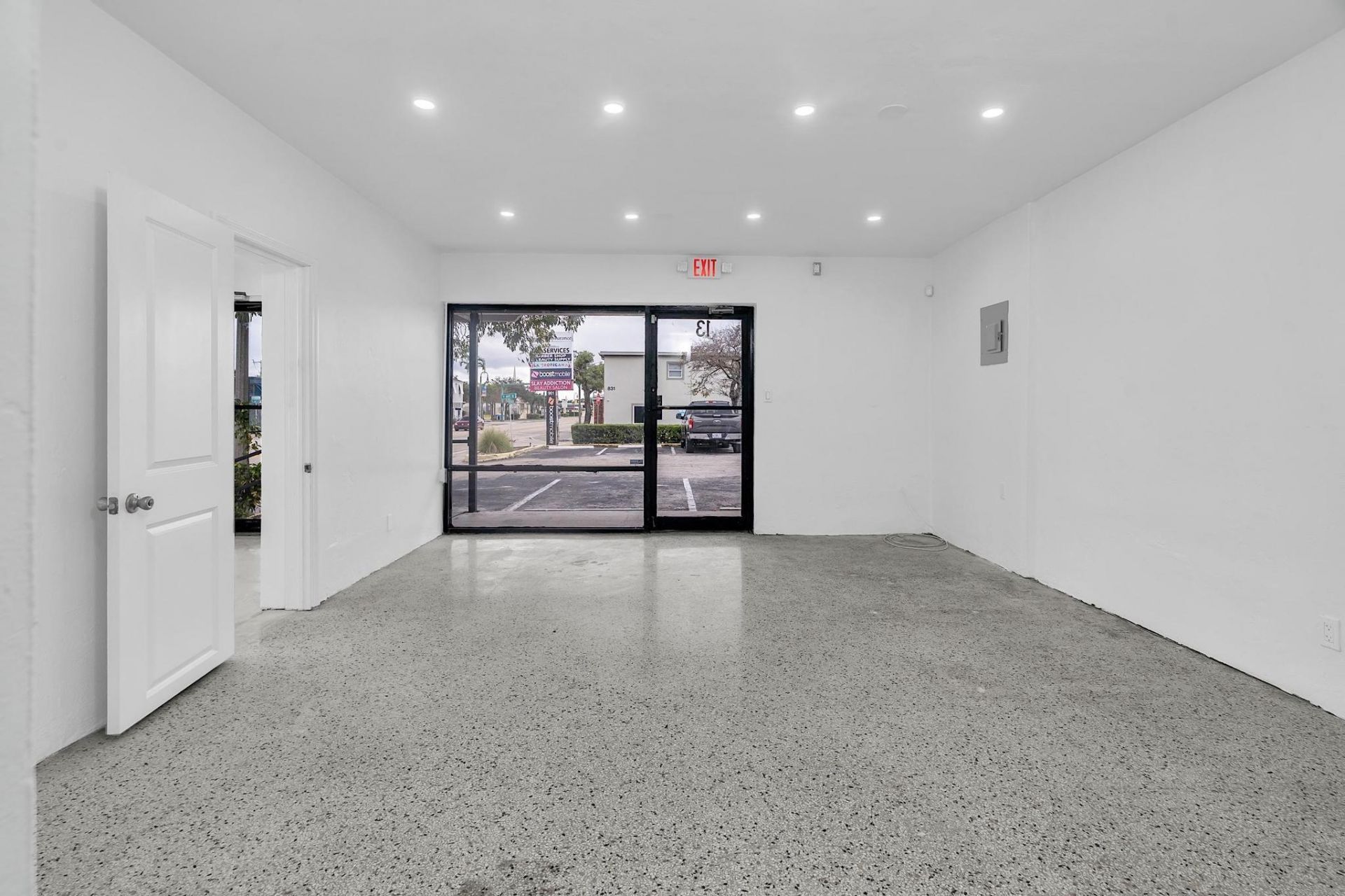 901 N Dixie Highway, Lake Worth, FL 33460 Photo