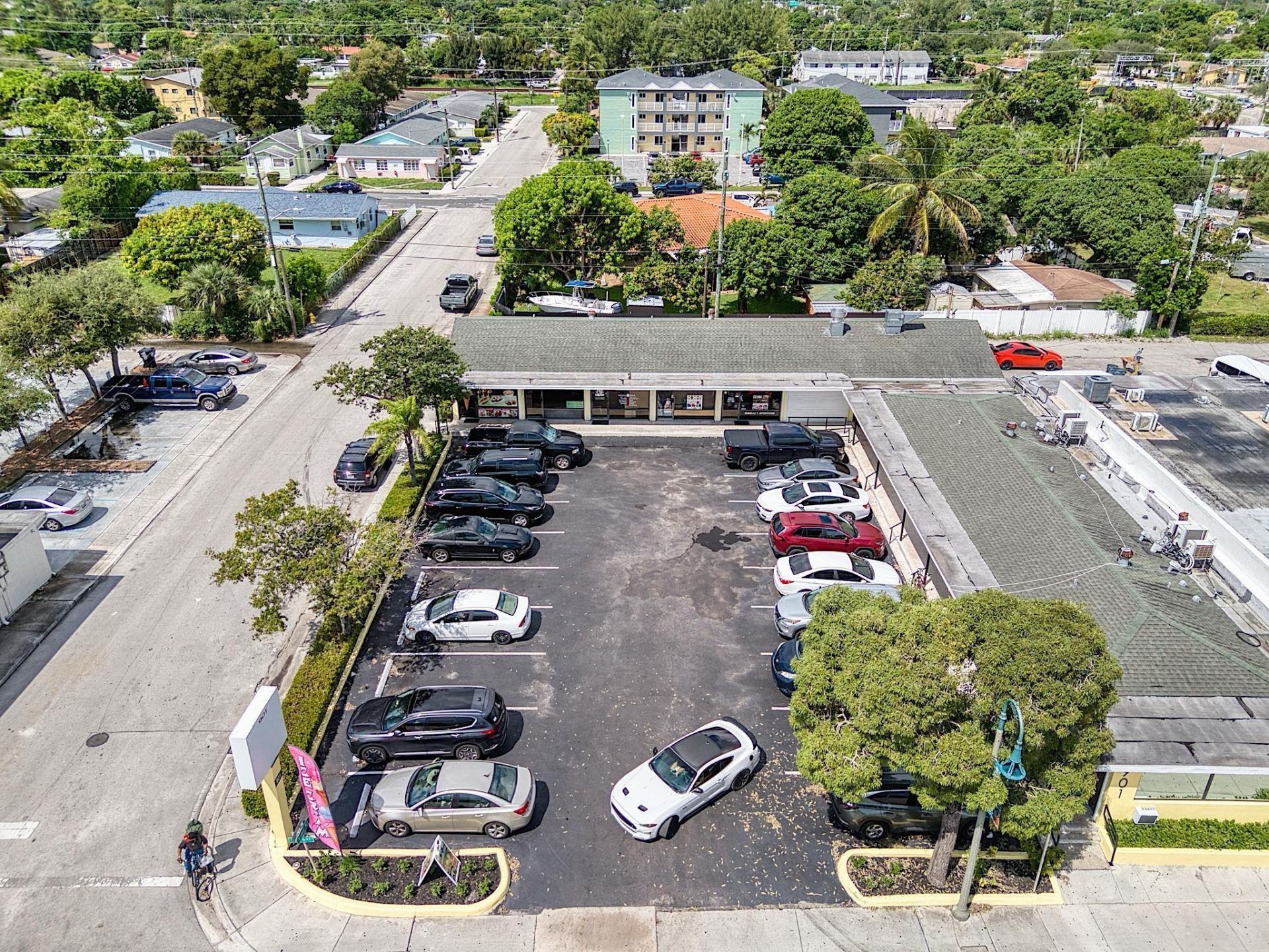 901 N Dixie Highway, Lake Worth, FL 33460 Photo