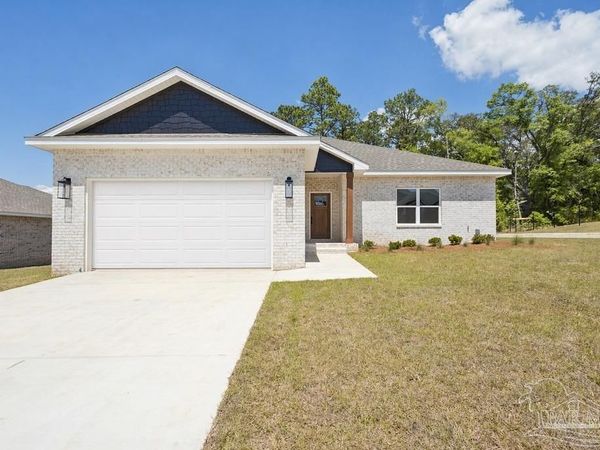7727 Piper Cir, Milton, FL 32583