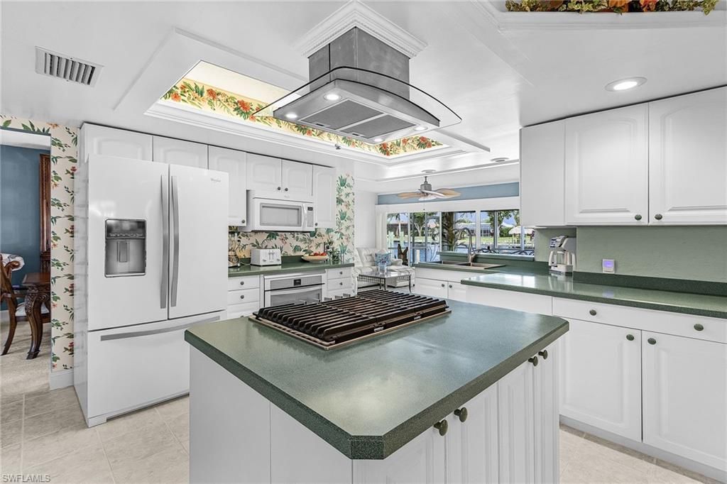 1935 SE 36th Ter, Cape Coral, Fl 33904 Photo