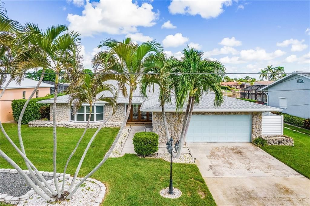 1935 SE 36th Ter, Cape Coral, Fl 33904 Photo