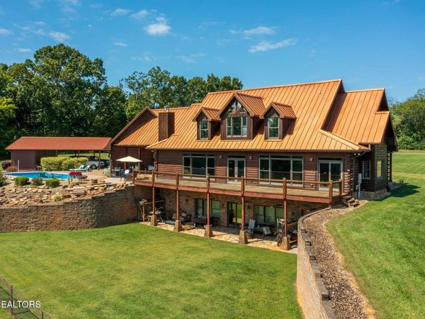 1689 W Highway 25-70, New Market, TN 37820