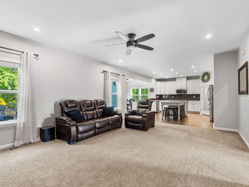 336 Mcnamara Loop, Lewis Center, OH 43035 Photo 4