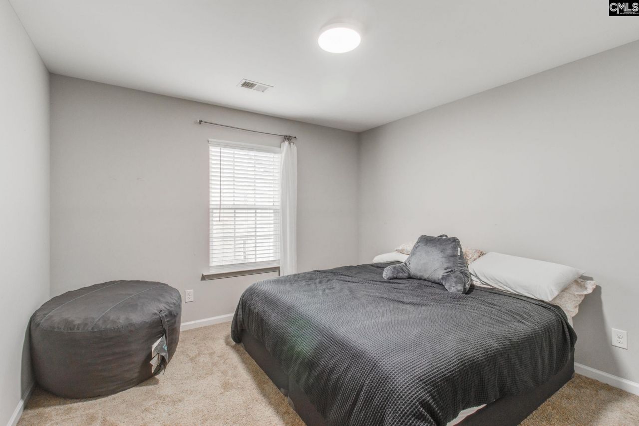 760 Dawsons Park Way Photo 19