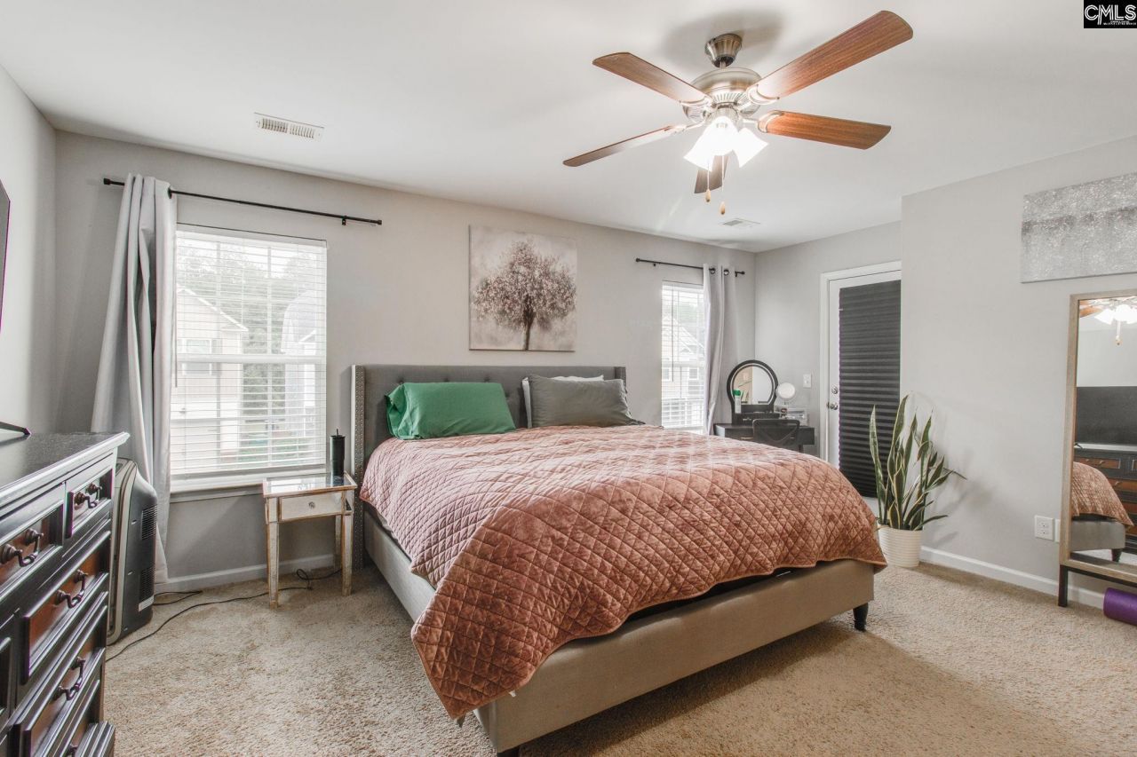 760 Dawsons Park Way Photo 9