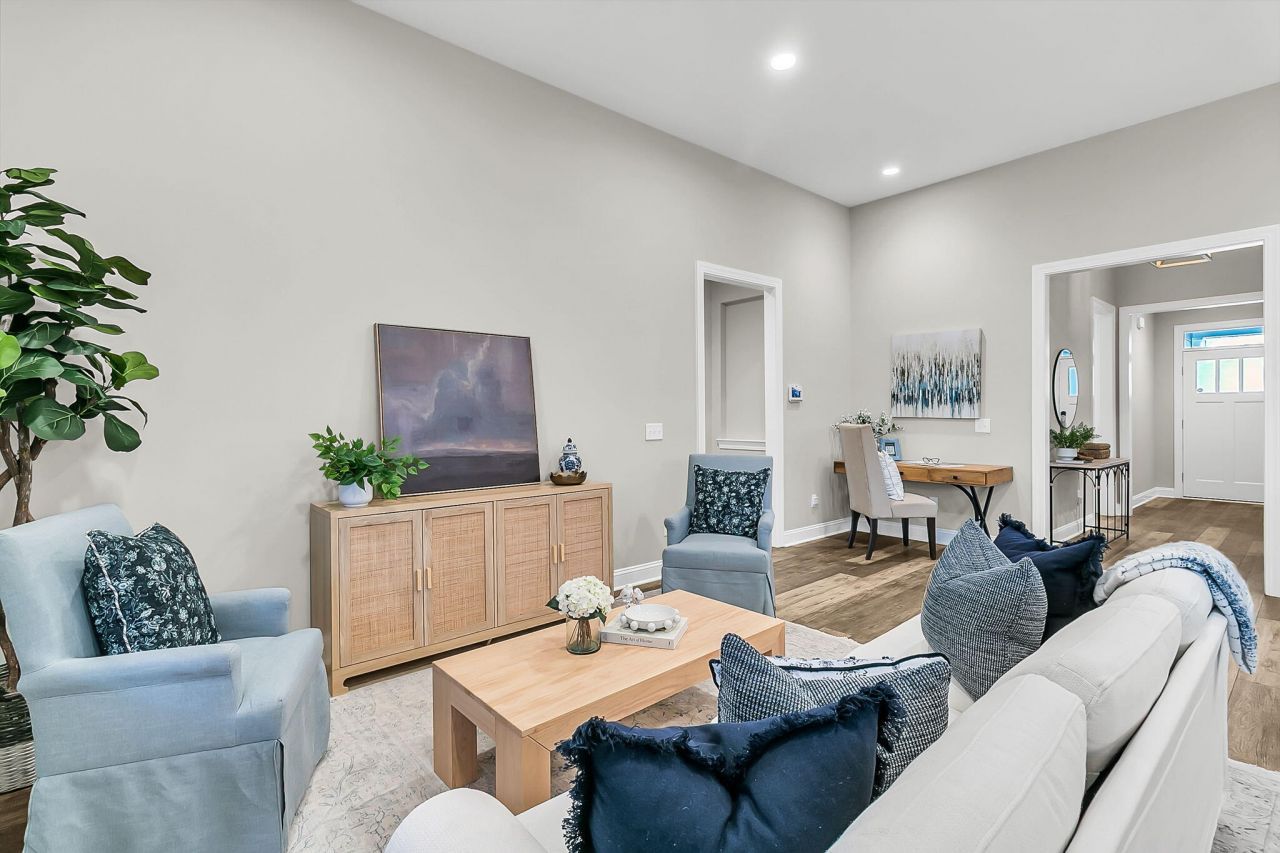 455 Coopers Hawk Drive Photo 16