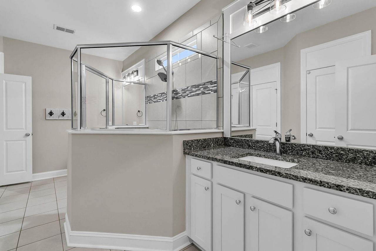 455 Coopers Hawk Drive Photo 32