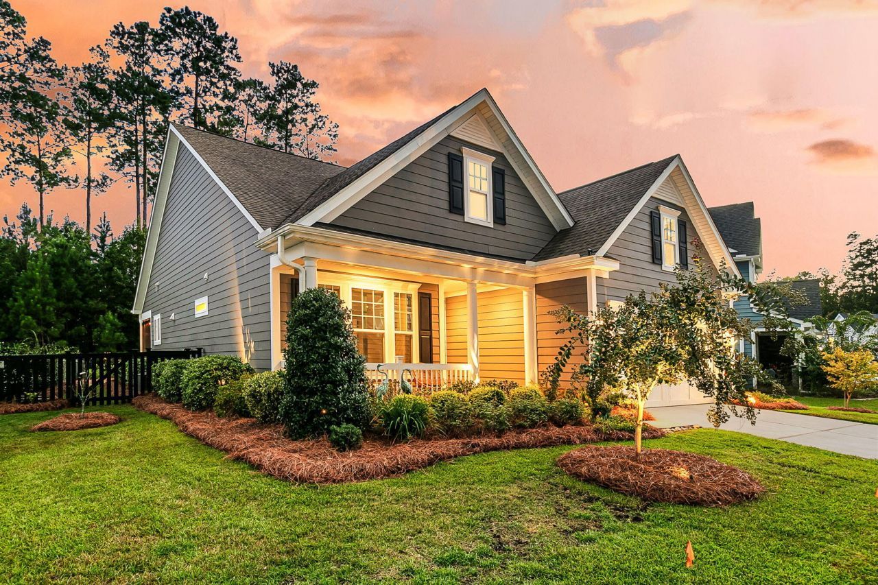 455 Coopers Hawk Drive Photo 4