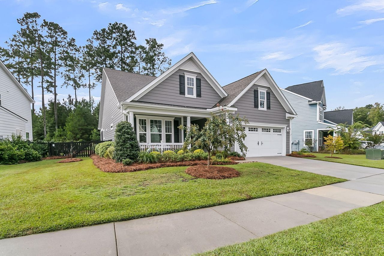 455 Coopers Hawk Drive Photo 9