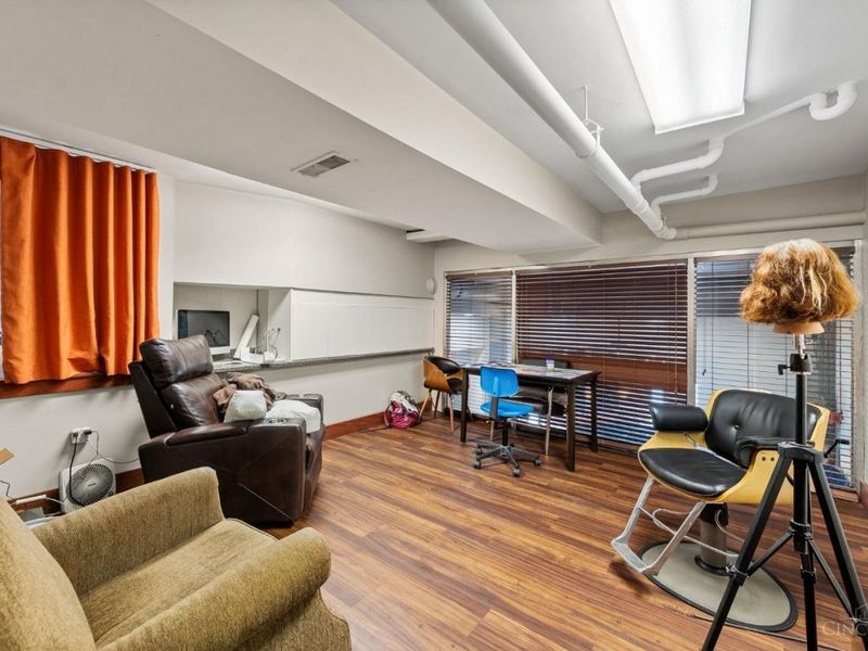 30 E Central Parkway, Unit 102, Cincinnati, OH 45202 Photo 24