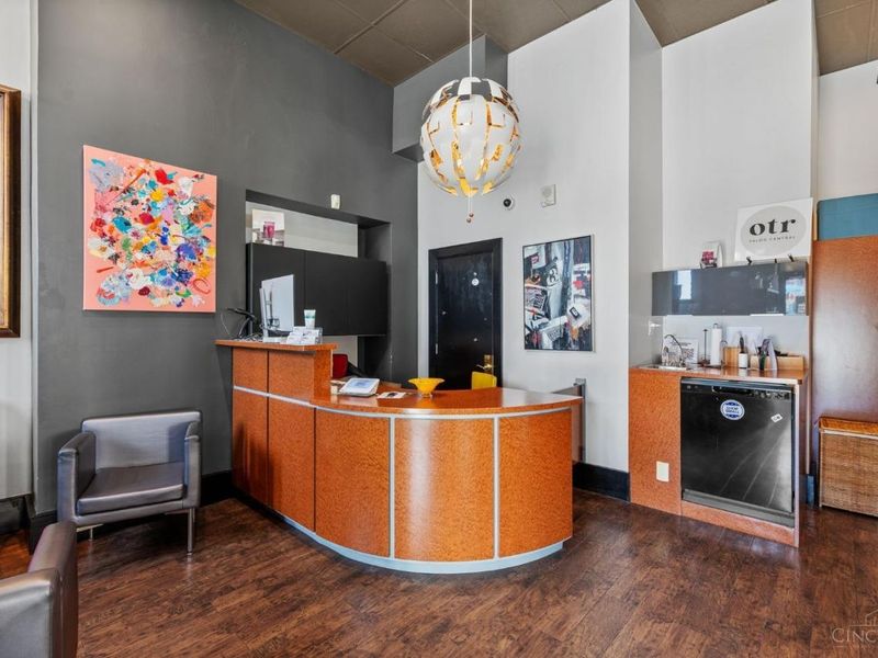 30 E Central Parkway, Unit 102, Cincinnati, OH 45202 Photo 6