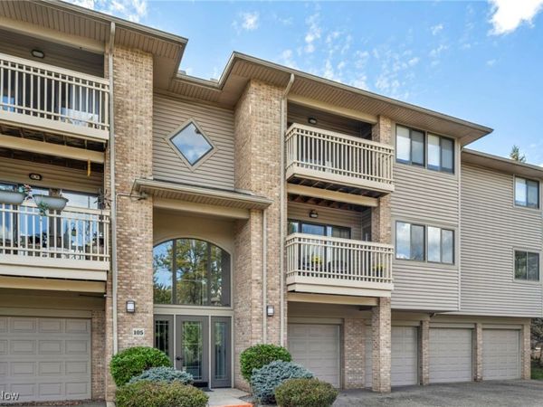 3800 Rosemont Boulevard, Unit 105G, Fairlawn, OH 44333