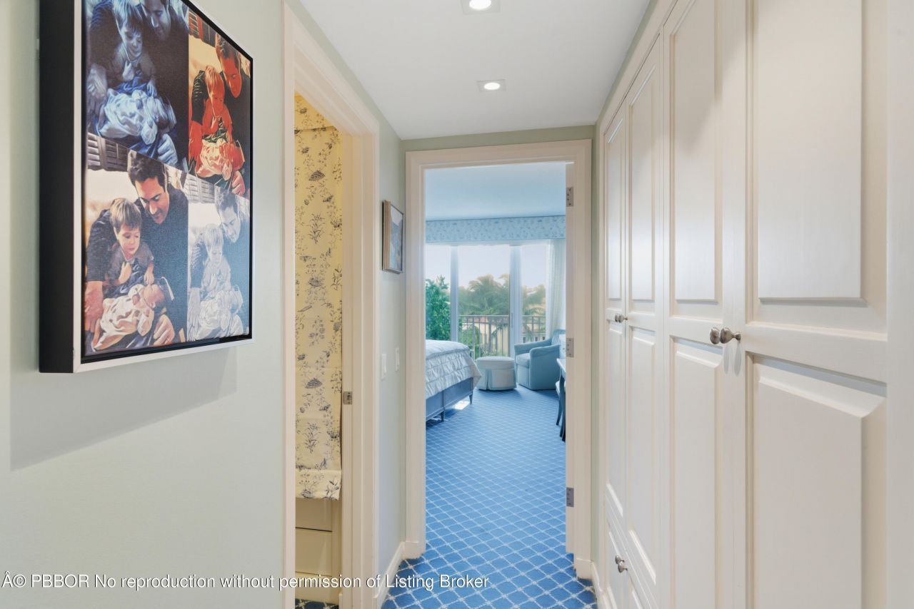 100 Royal Palm Way, Unit F4, Palm Beach, FL 33480 Photo