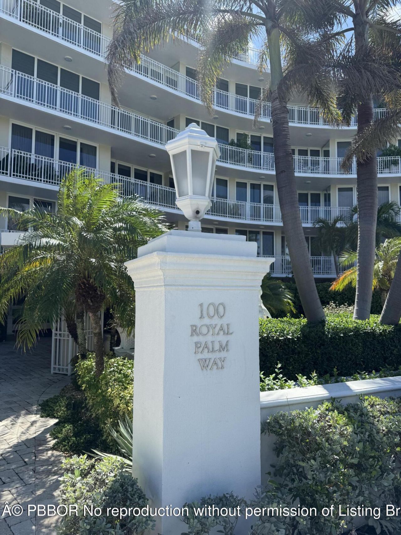 100 Royal Palm Way, Unit F4, Palm Beach, FL 33480 Photo