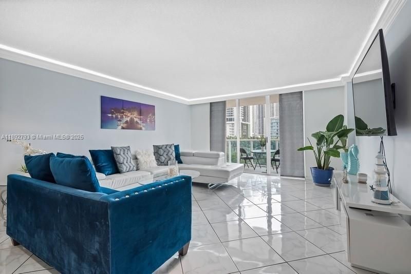 3800 S Ocean Dr, Unit 410, Hollywood, FL 33019 Photo