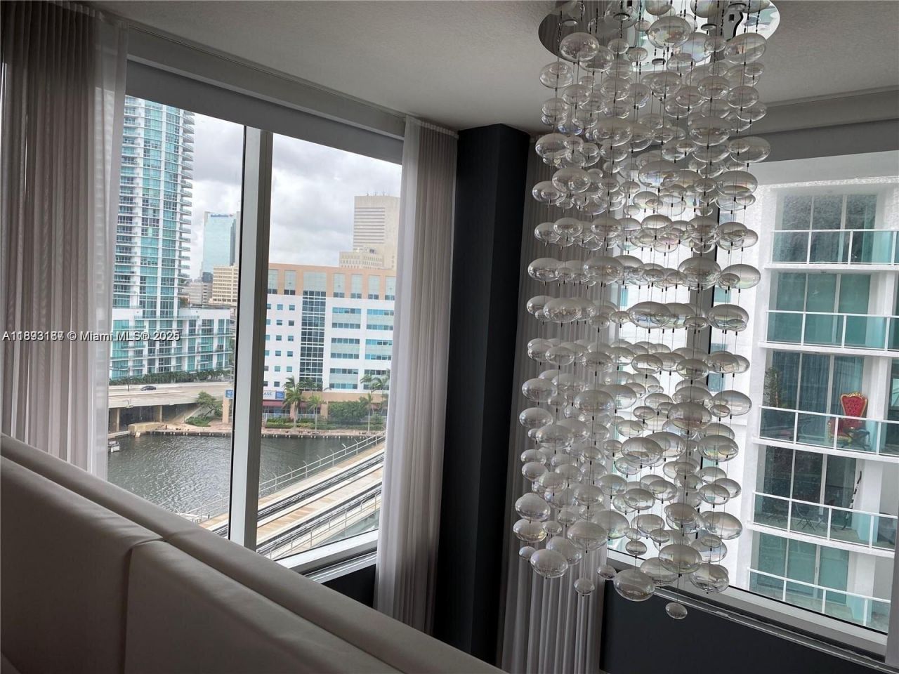 41 SE 5th St, Unit 717, Miami, FL 33131 Photo