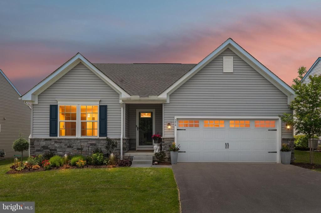 294 Letitia Manor Drive, West Grove, PA 19390 Main Photo