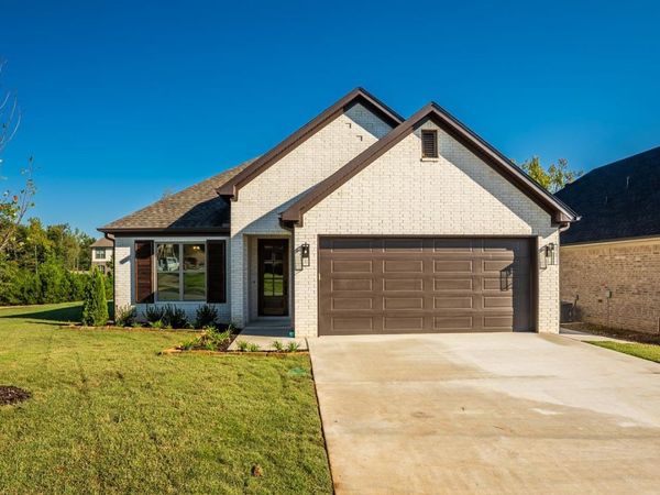 102 Edgewood Circle, Little Rock, AR 72223