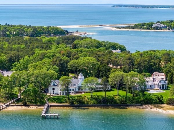 168 Garrison Ln, Barnstable, MA 02655
