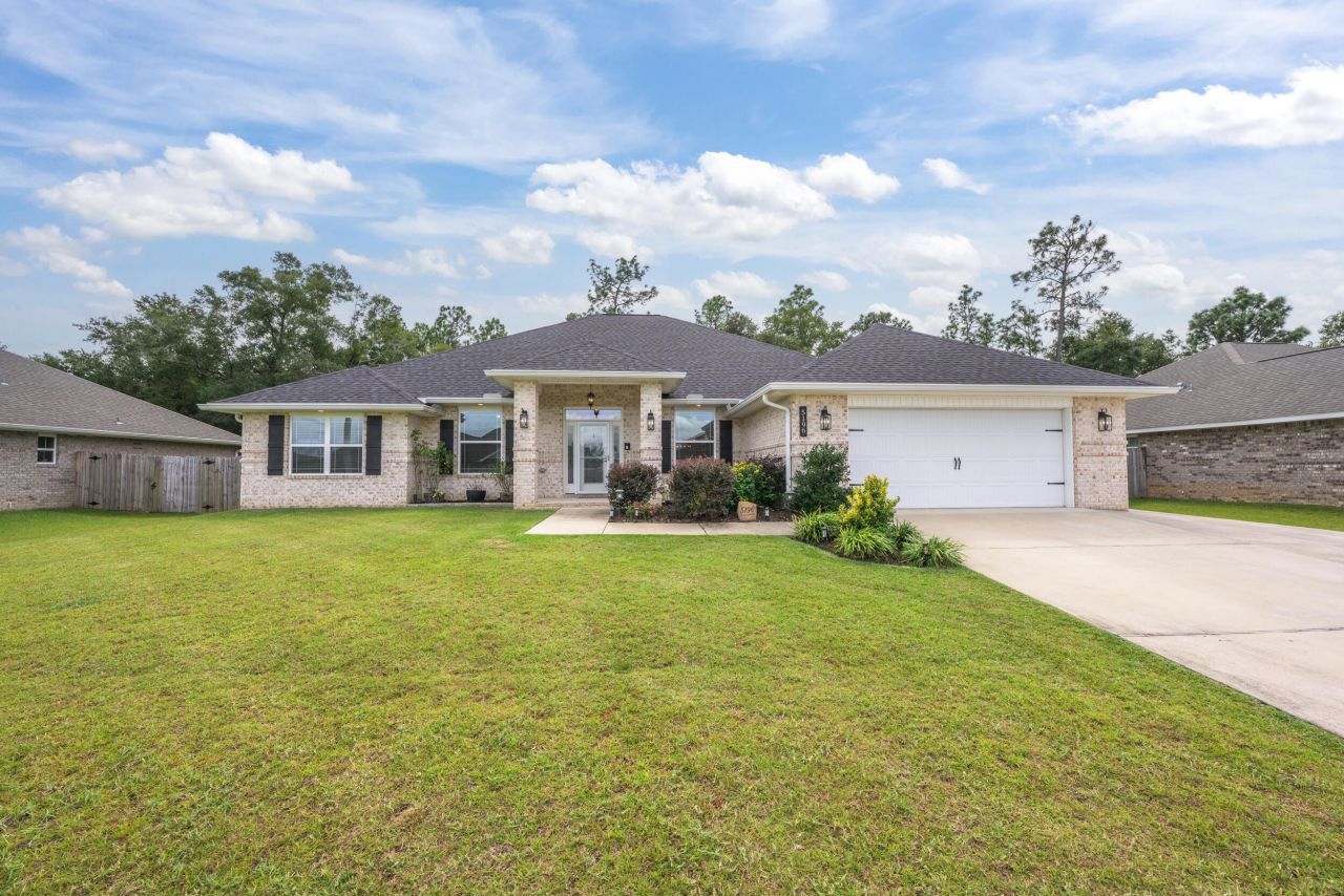 5196 Gaineswood Drive, Milton, FL 32583 Main Photo